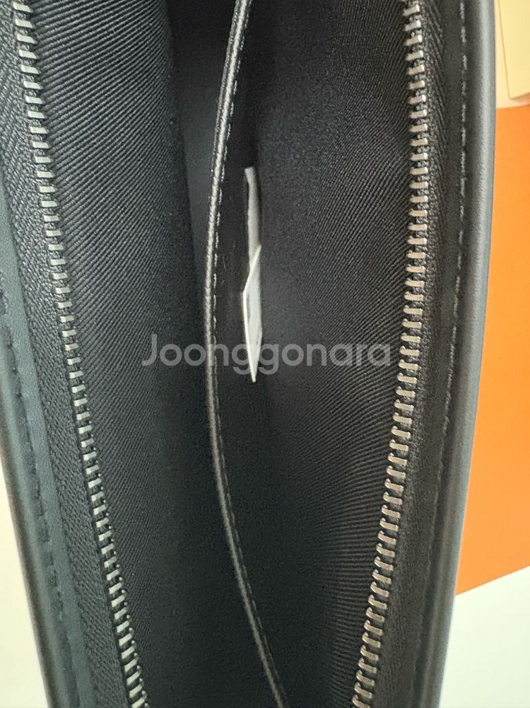 루이비통 포쉐트 보야주 클러치백(M61692) 새상품--3
