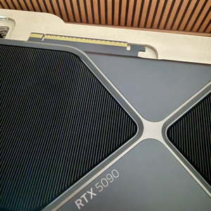 RTX 5090 FE 단순개봉제품 (장착X)