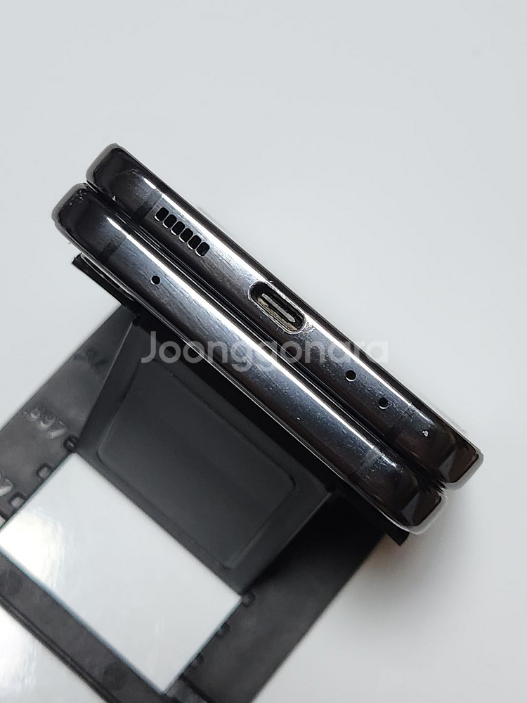 갤럭시Z플립4 256G 무잔상 블랙 54612--6