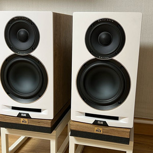 엘락 Elac UBR62 화이트