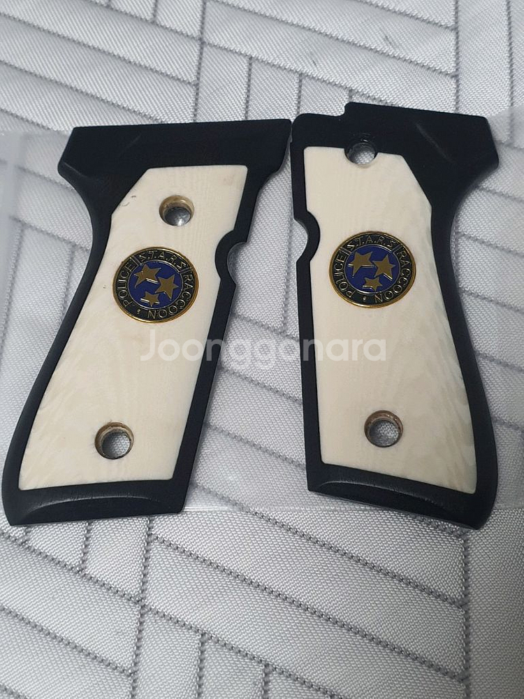 베레타 우드그립 M9, M92--0