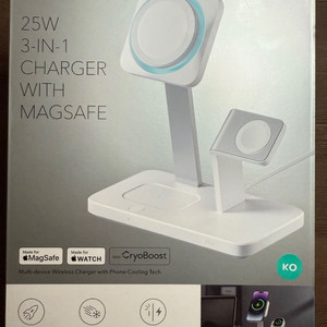 ESR 3in1 MFM 15W 맥세이프 충전기