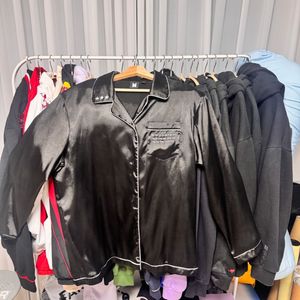 BTS(방탄) BE 굿즈 실크 잠옷