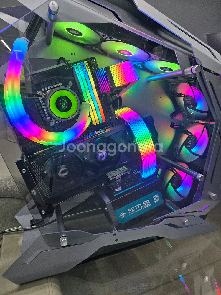 게이밍 컴퓨터본체 고가케이스 튜닝 RTX2080--5