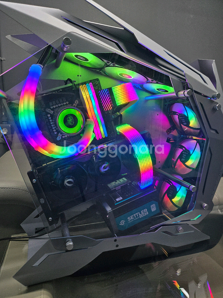 게이밍 컴퓨터본체 고가케이스 튜닝 RTX2080--2