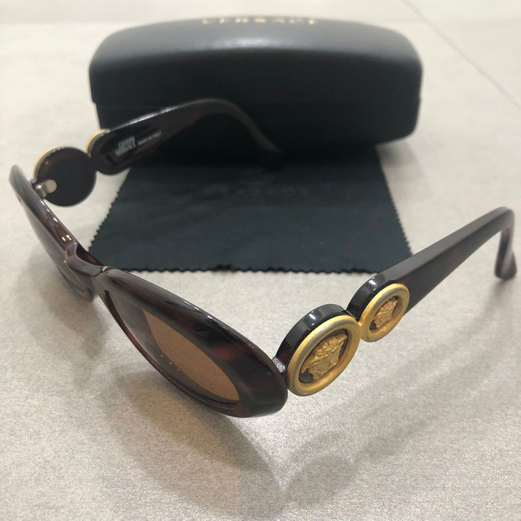 베르사체 메두사 금장 선글라스 이미지