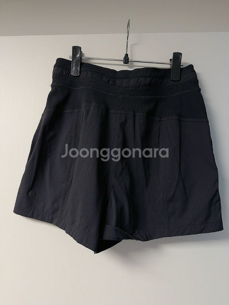 (4) lululemon 룰루레몬 쇼츠 한번 착용 블랙--2