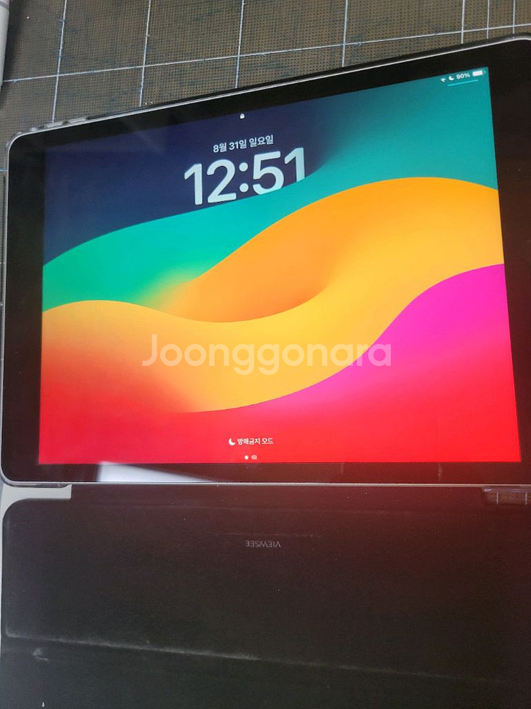 아이패드 9세대 64GB + 케이스--0