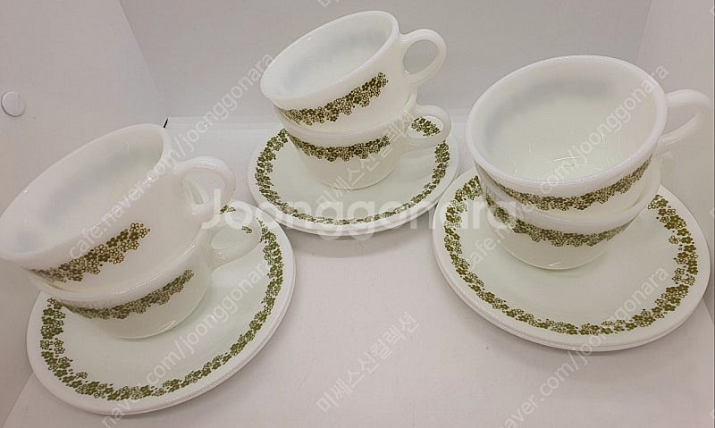 빈티지 코닝 파이렉스 크레지데이지 블라썸 찻잔1셋트값--1