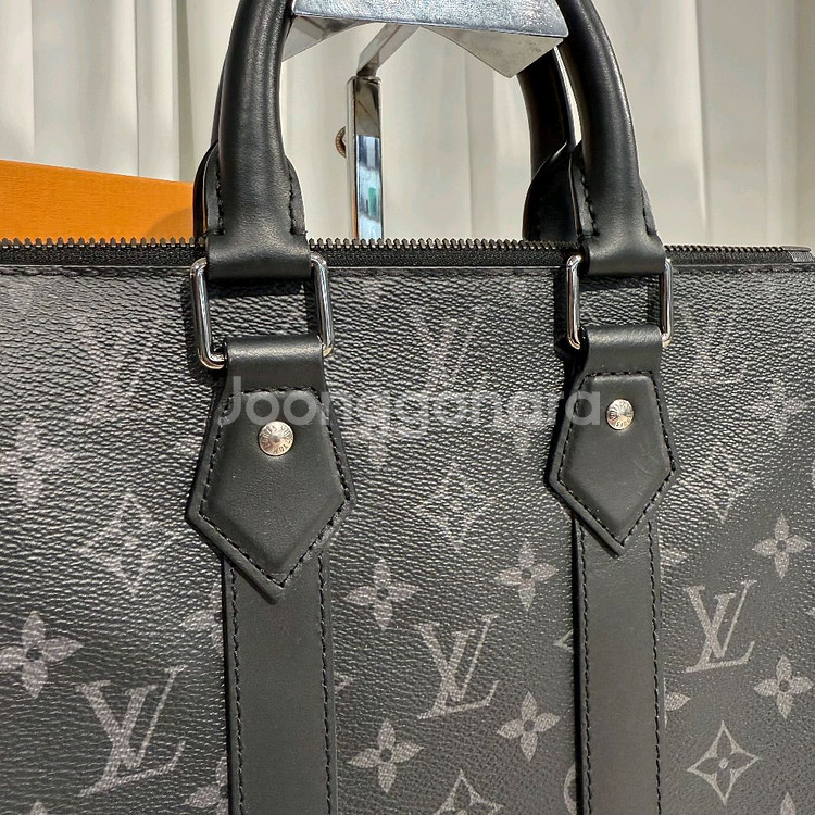 루이비통 이클립스 삭플라 토트 크로스백--3