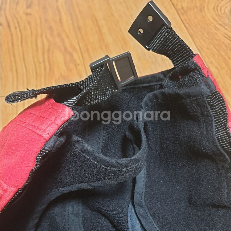 레드 컬러 캡모자 여성 겨울 기모 방한 모자--1