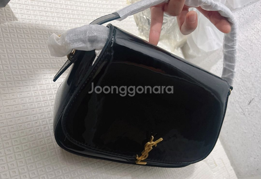 입생로랑 숄더빽, 핸드빽미사용)생로랑 볼테르 페이텐--1