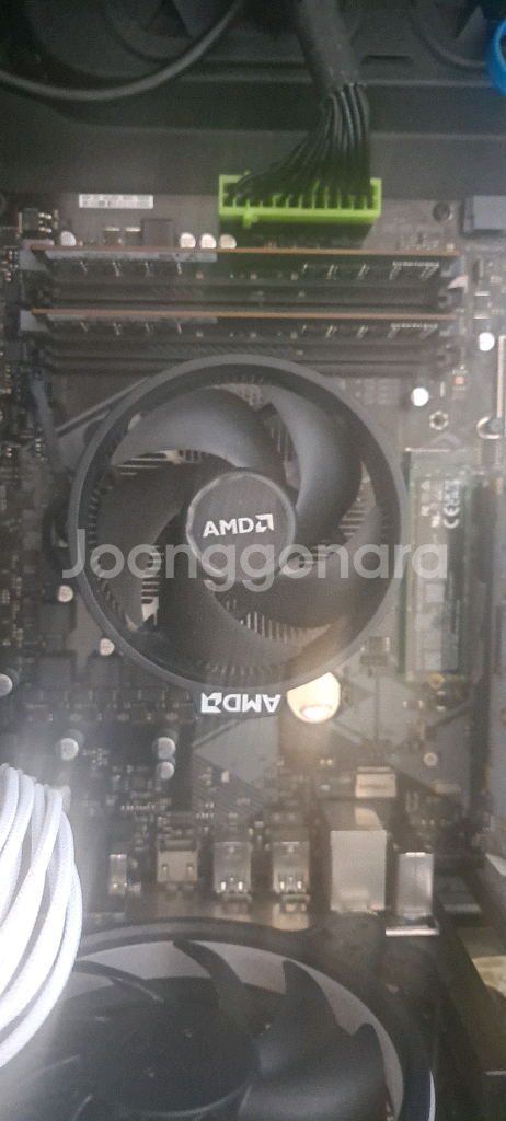 라이젠 CPU와 B450보드셋+16G램+256G NVM--1