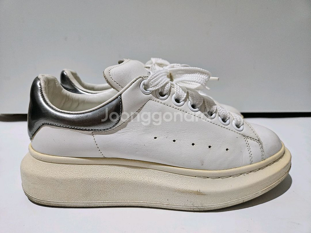 알렉산더 맥퀸 오버솔 스니커즈 36사이즈--3