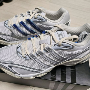 kith x adidas supernova