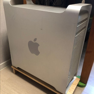Mac Pro 타워