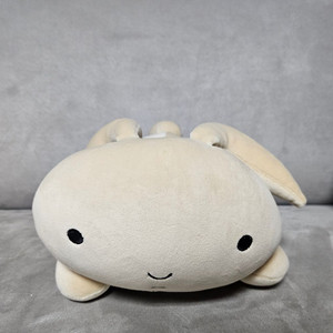 정품 유리토끼 30cm 모찌 쿠션 인형 짱구는 못말려