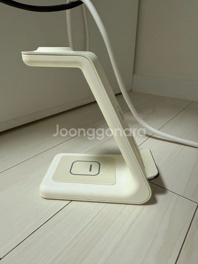 만랩 3in1 무선충전기 디즈니 푸 에디션 갤럭시워치용--1