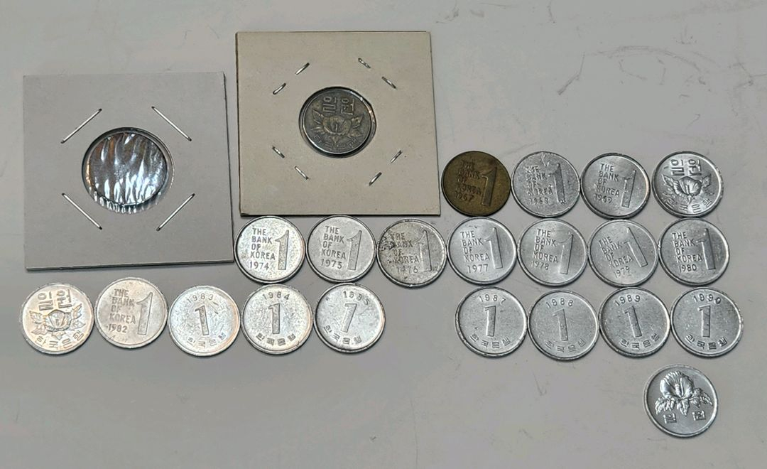 옛날동전, 구형 한국 1원 동전 줄세우기66년~91년 이미지