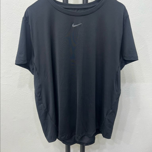 정품) 나이키 여성 드라이핏 기능성 반팔티 L