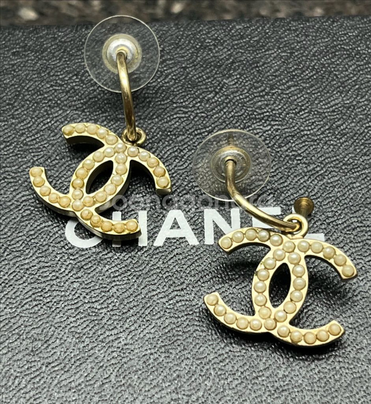 샤넬로고진주 양면귀걸이--0