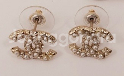 샤넬로고진주귀걸이--0