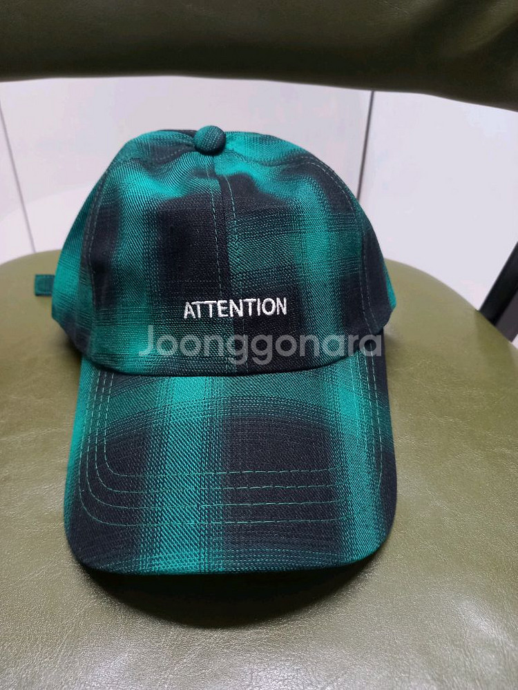 새상품 어텐션 체크 볼캡모자--4