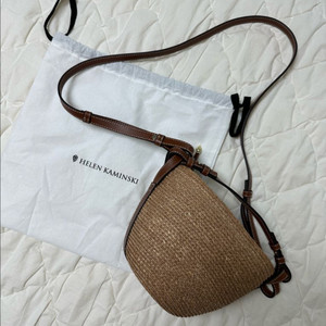 헬렌카민스키 라피아백