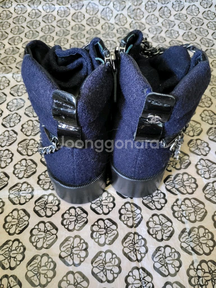 샤넬 실버체인 참 앵클부츠37반(정품)G30960--6