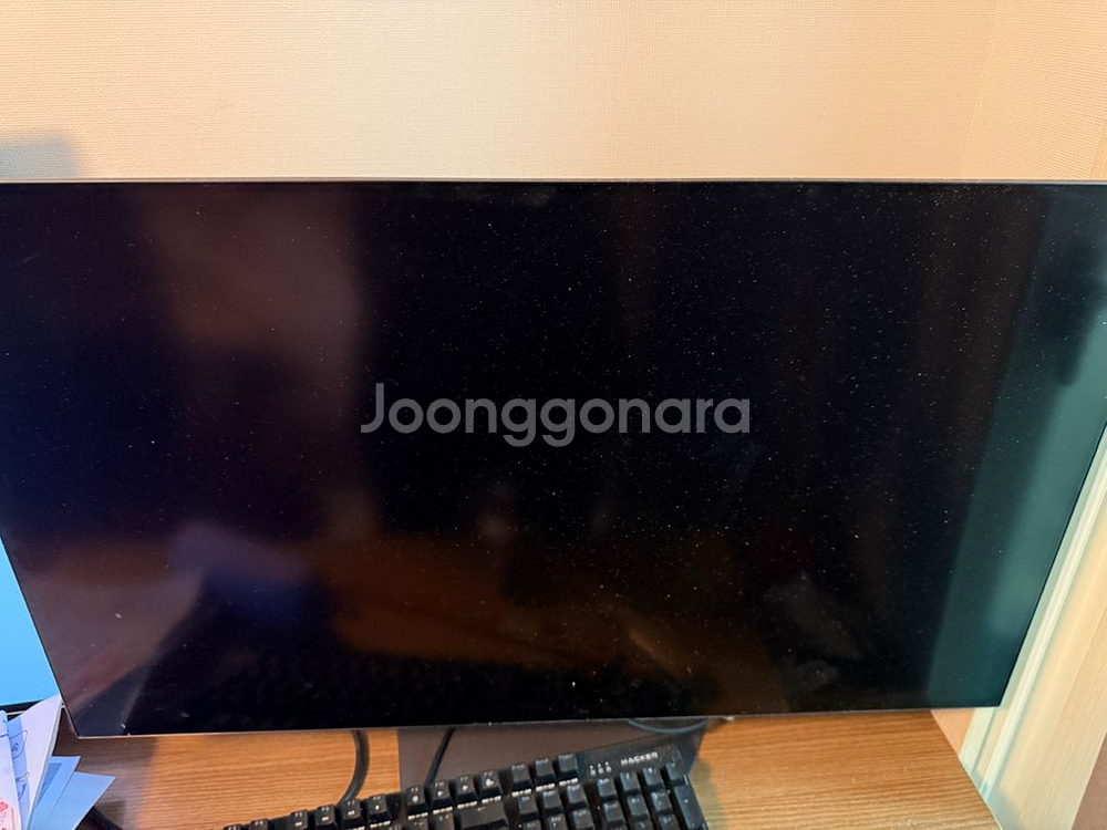 LG OLED 32GS95UV 팝니다--1