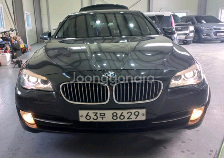 bmw 528i 2012년식 8만킬로 910만원--0