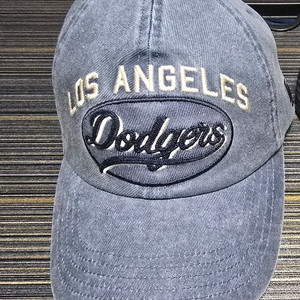 MLB 바시티 빈티지 컬시브 스티치 언스트럭쳐 볼캡