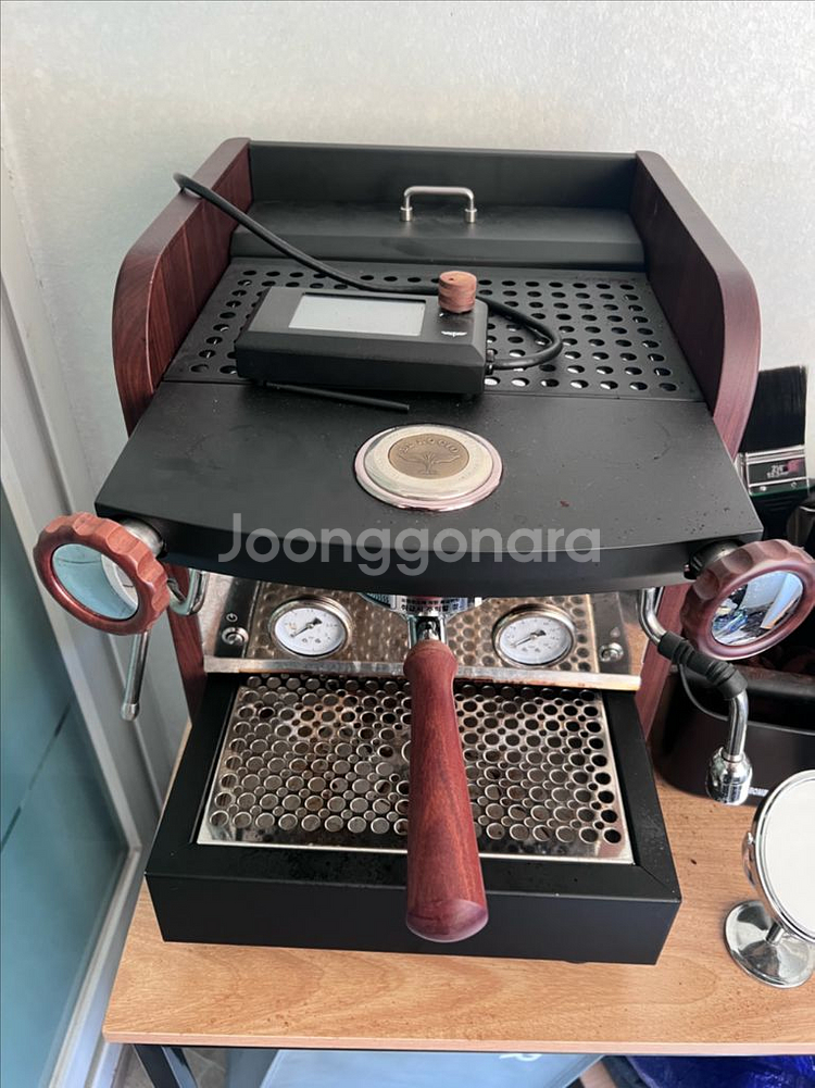 에스프레소 머신, 그라인더, 탬퍼 외 세트 판매합니다--0