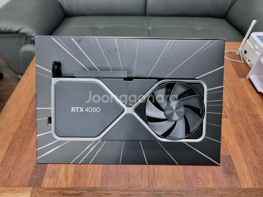 RTX 4090FE Founders Edition--0
