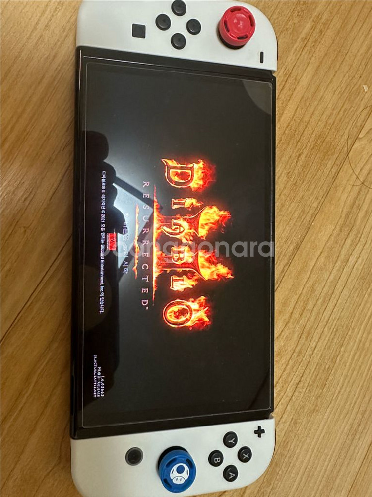 닌텐도 스위치 OLED 화이트 판매합니다!--1