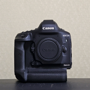 캐논 EOS 1DX Mark3