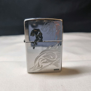 지포 BLACK LEOPARD REVERSE SI라이터