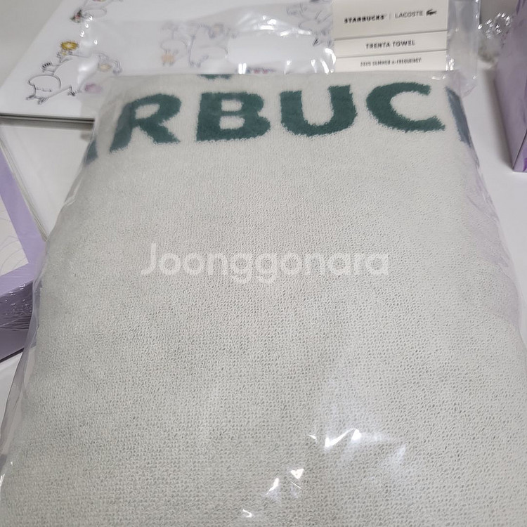 (택포) 스타벅스 라코스테 아이보리 트렌타 타월 팝니다--0