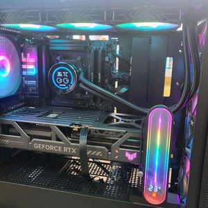 라이젠9800x3D,RTX5080 신품급 일주일사용