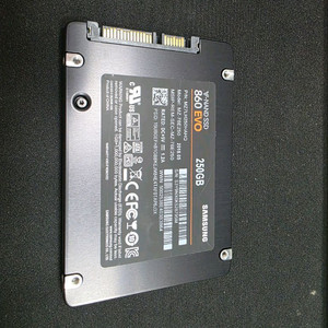 삼성 ssd 860evo 250gb 팝니다