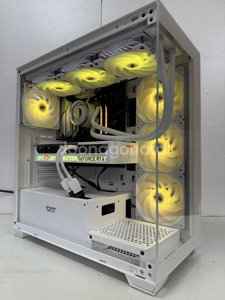 라이젠7800x3D,5070,램32g 게이밍 컴퓨터--2