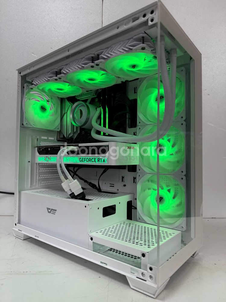 라이젠7800x3D,5070,램32g 게이밍 컴퓨터--1