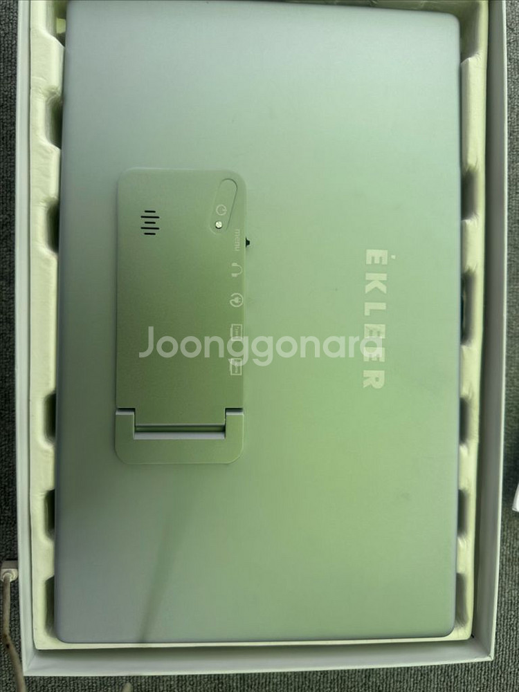 (미사용/풀박스) 에클리어16.1인치 무선 포터블모니터--2