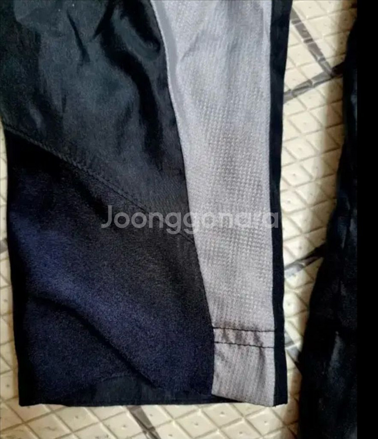 미즈노 이노락 한정판 팝니다 L--8