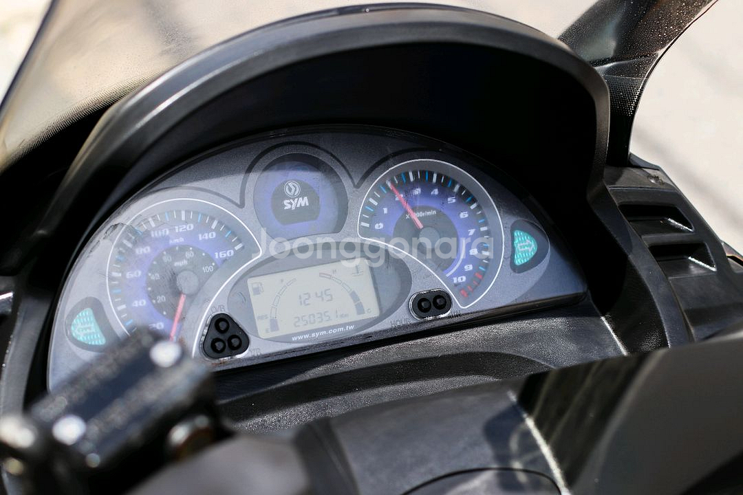 보이져125 sym 2011년식 오토바이 판매합니다--6