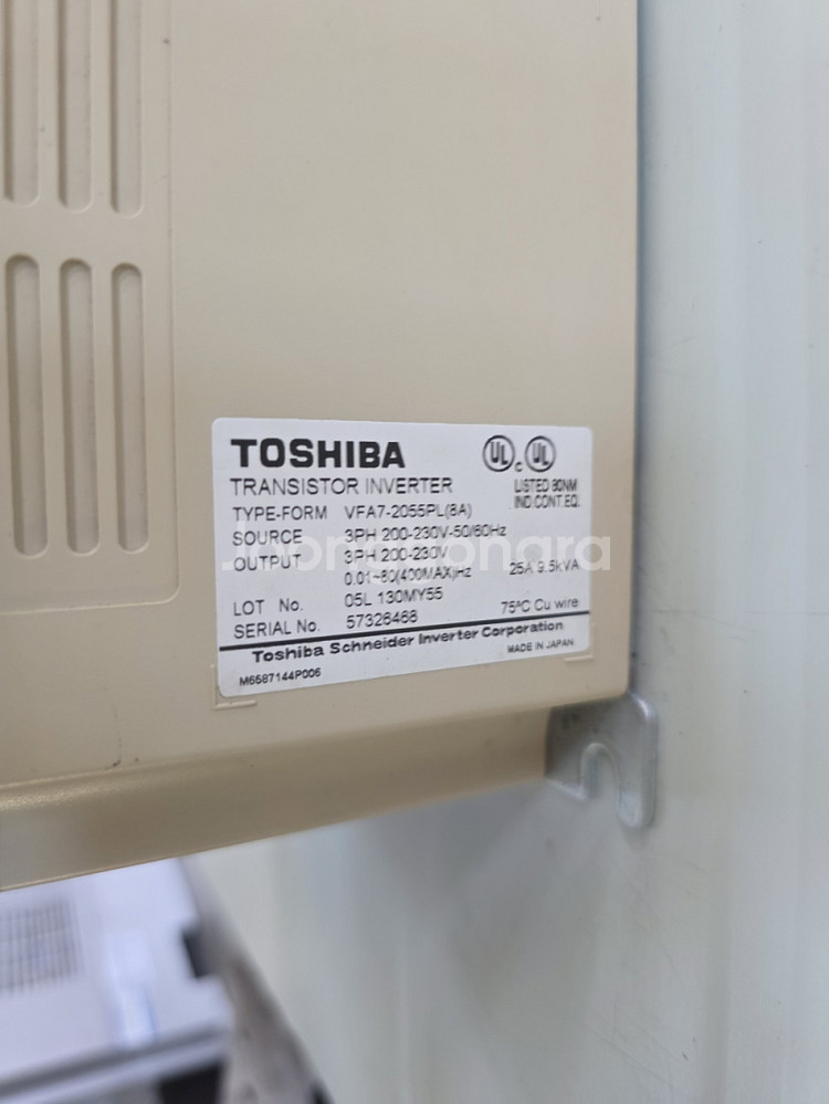 TOSHIBA 인버터 VFA7-2055PL--2