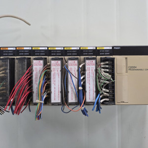 Omron SYSMAC C200H 중고 PLC