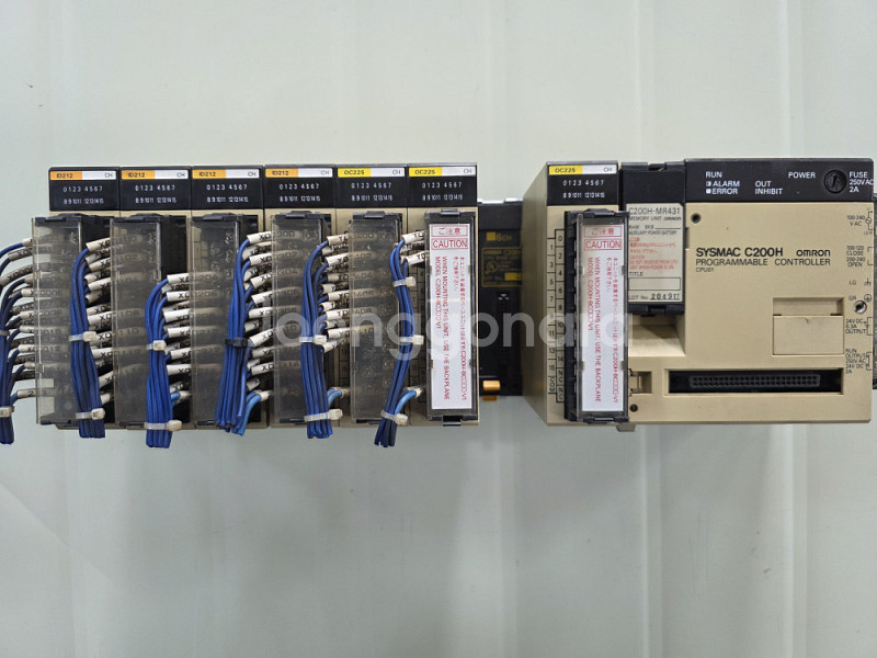 Omron SYSMAC C200H PLC--0