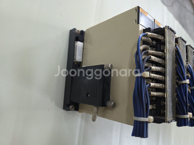 Omron SYSMAC C200H PLC--1