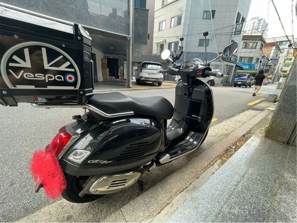 베스파gts300 이미지